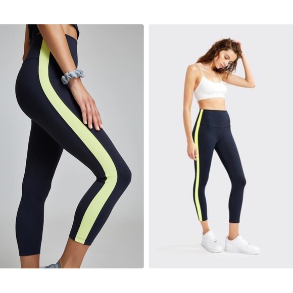 Splits 59 Rose High Waist Capri - Picture 5 of 14